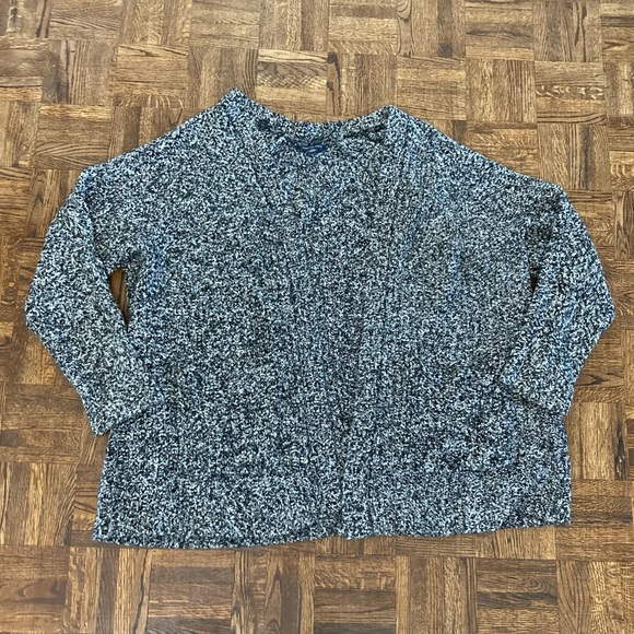 ⭐️3/$35 American Eagle cozy open sweater with pockets - Picture 1 of 8